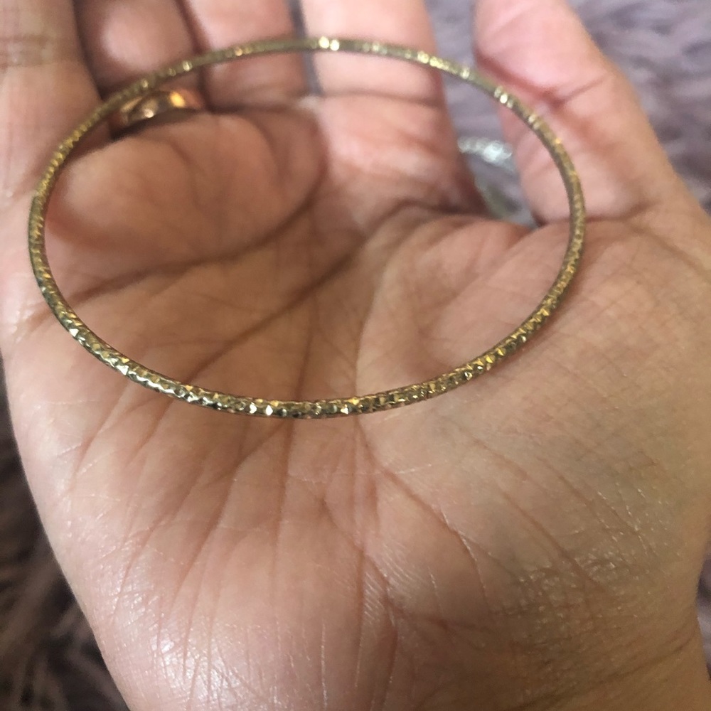 Light gold bangles - Picture 2 of 2